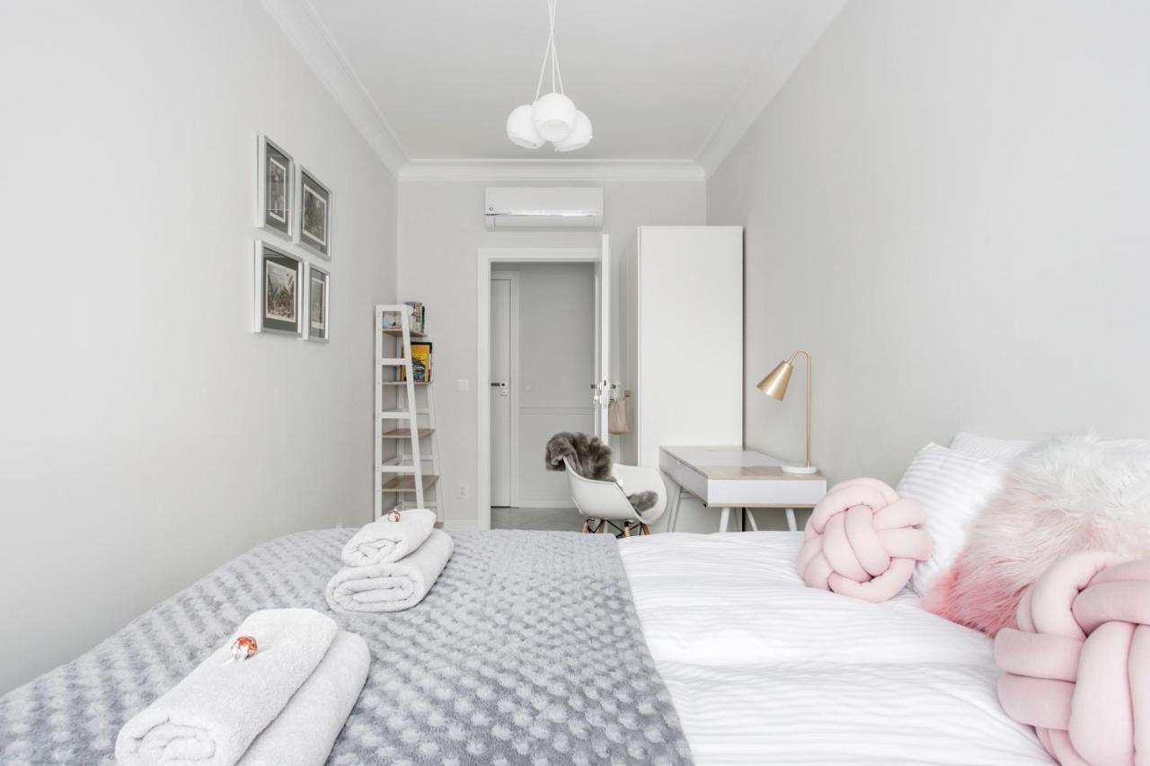 Luksusowy Apartament Hercena7 W Sercu Miasta Breslávia Exterior foto